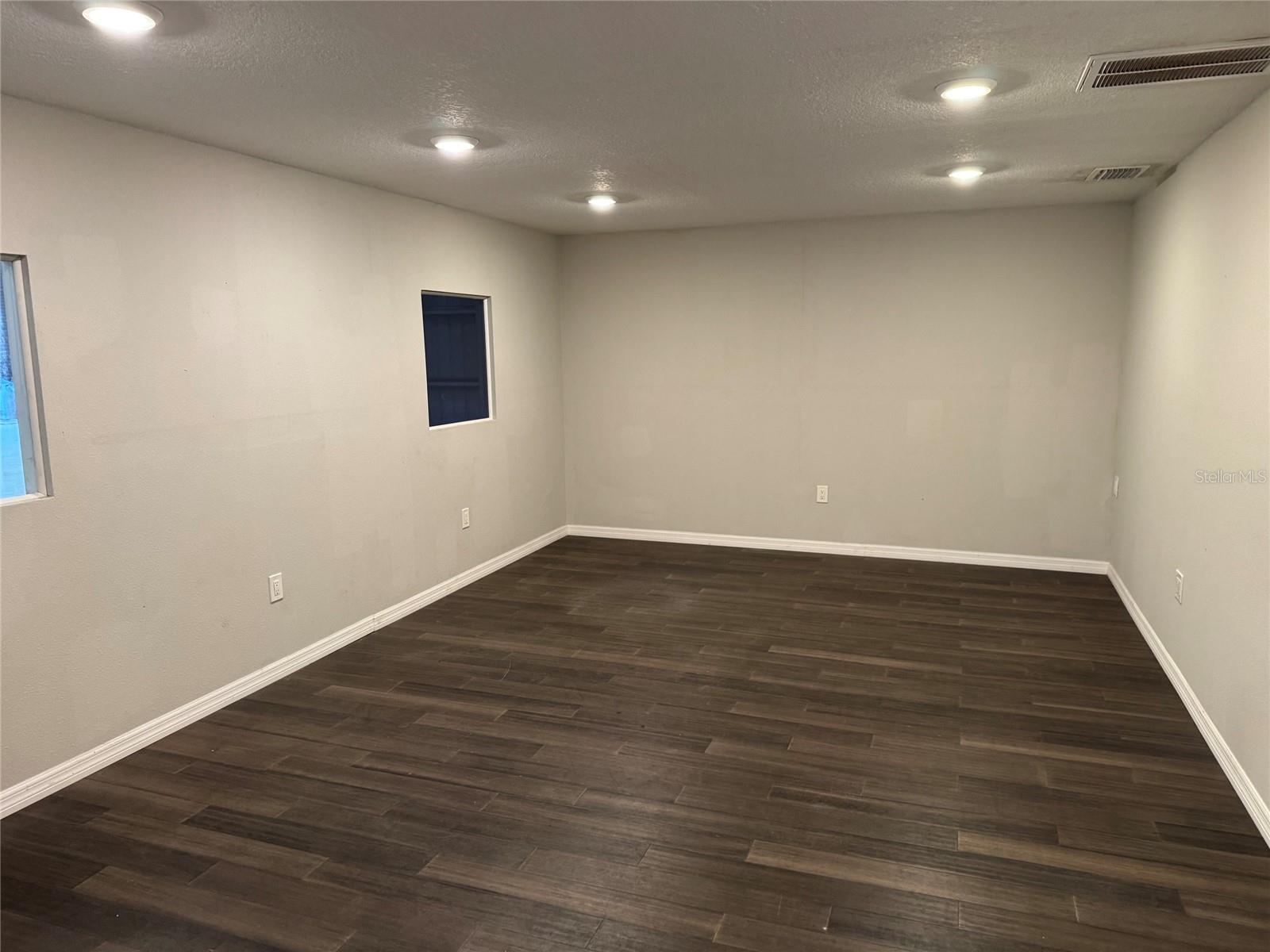 9737 NEW YORK AVE — photo 13