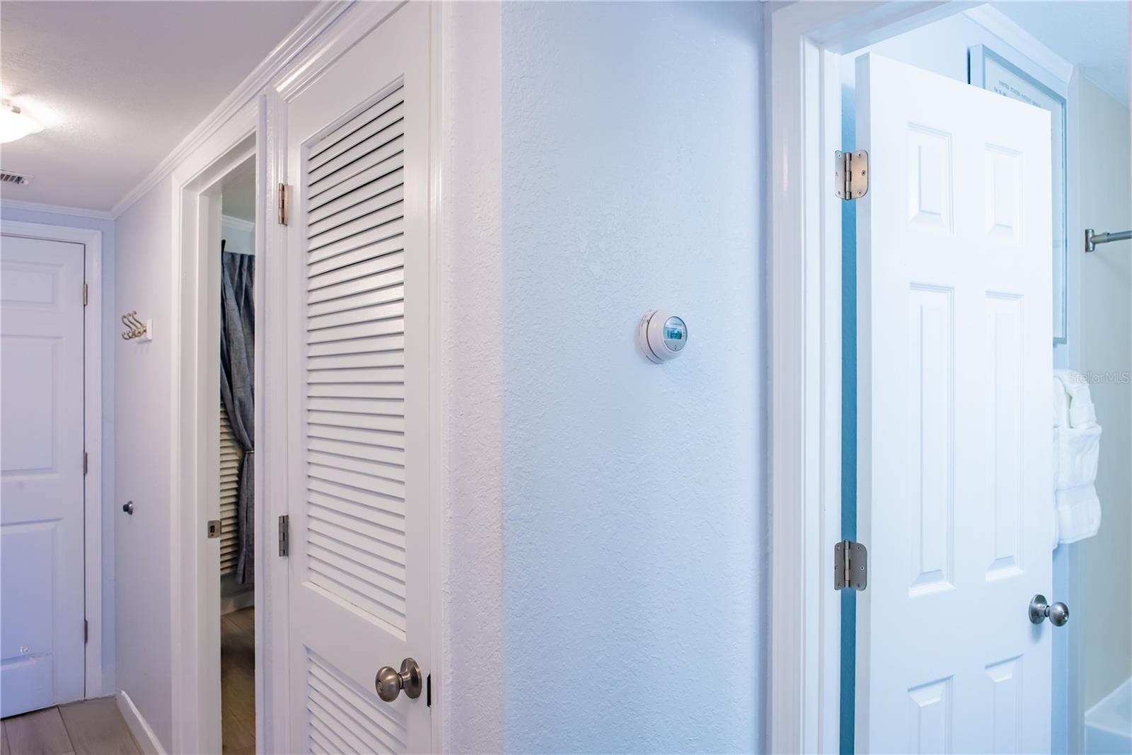 2506 N ROCKY POINT DR #301 — photo 12