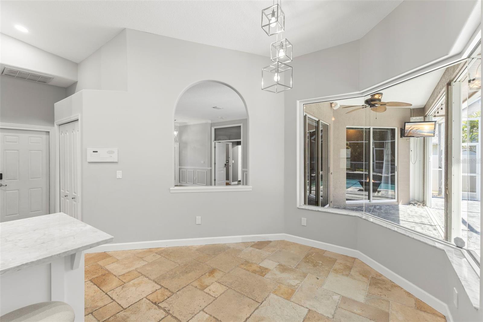 695 SALT LAKE DR — photo 22
