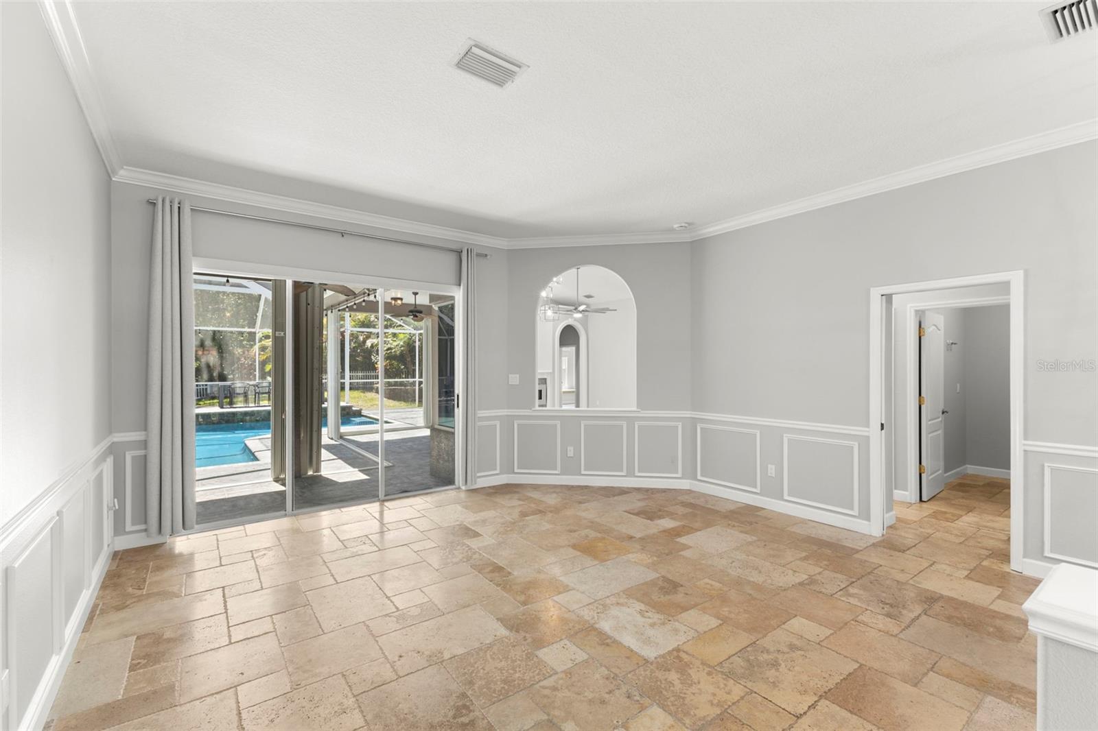 695 SALT LAKE DR — photo 30