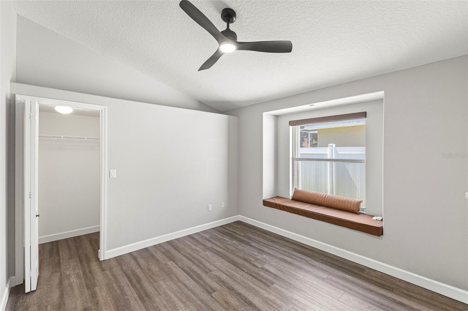 695 SALT LAKE DR — photo 54