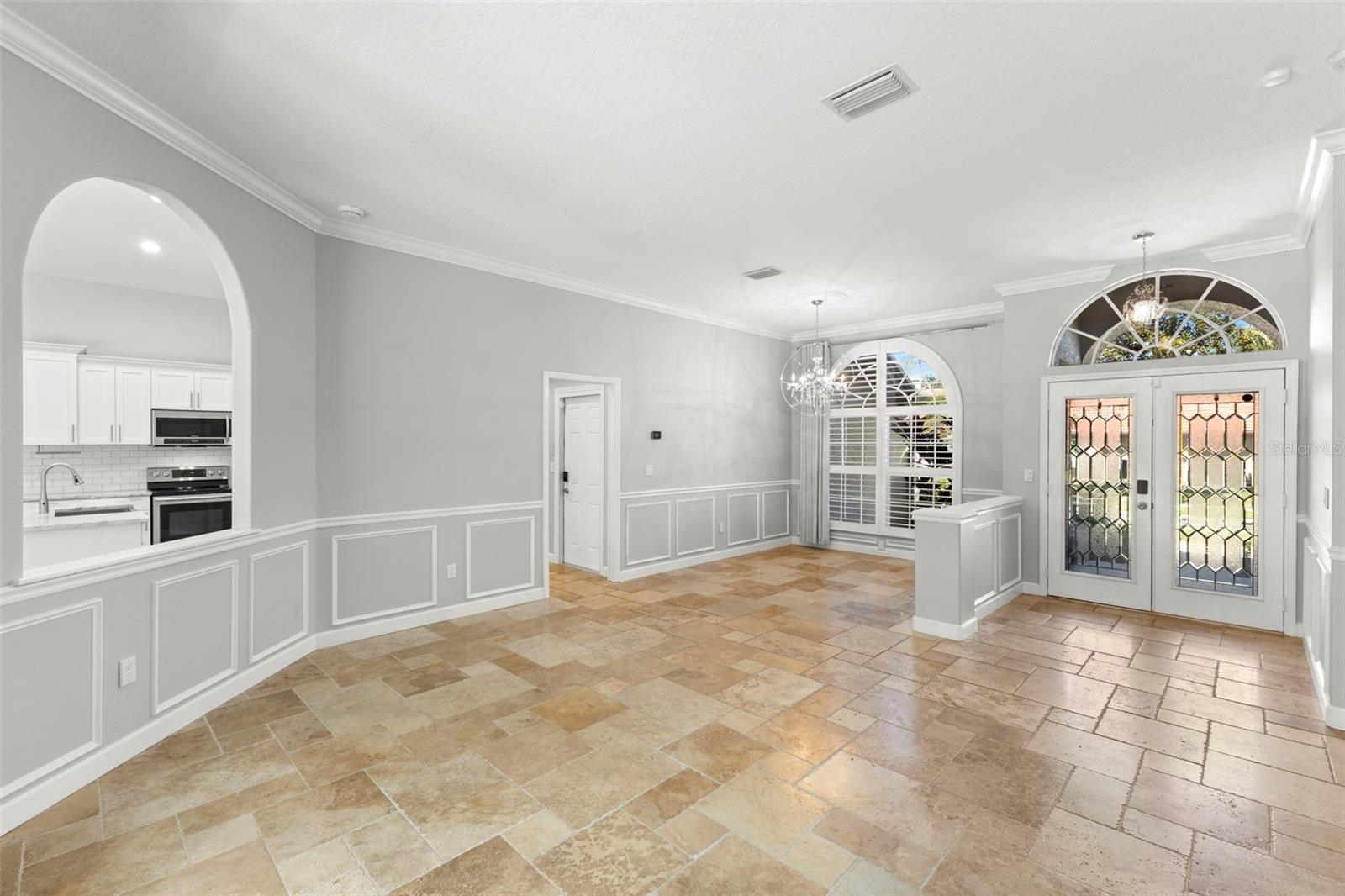 695 SALT LAKE DR — photo 31