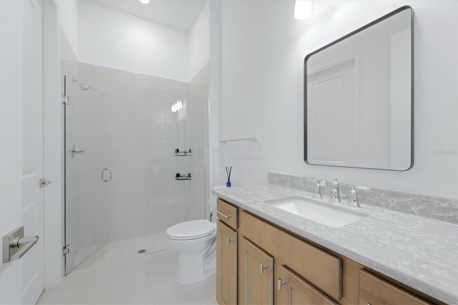 29248 CORAL HARBOUR DR — photo 26