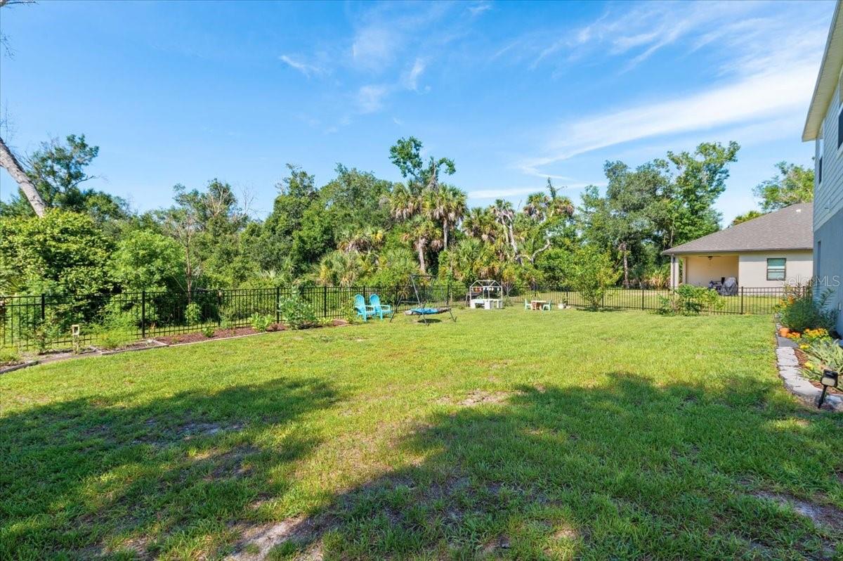 2737 E PRICE BLVD — photo 6