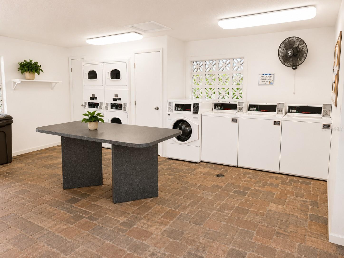 4325 AEGEAN DR #202B — photo 10