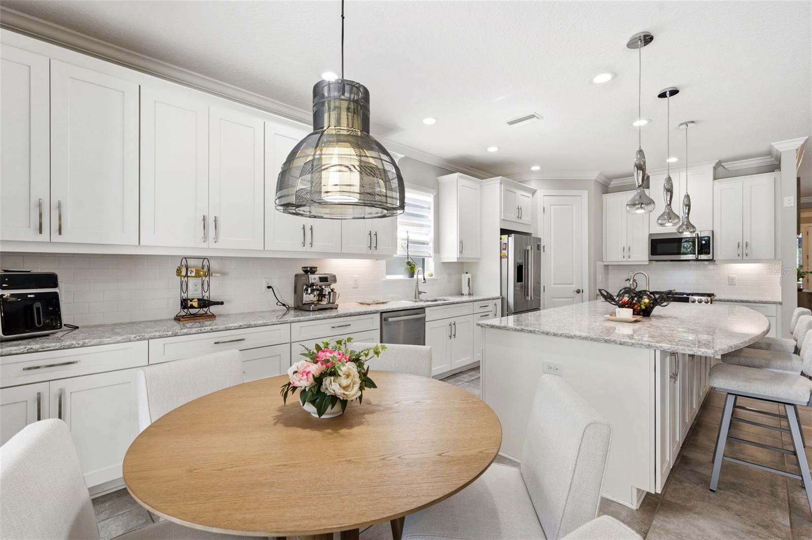 9750 HIGHLAND PARK PL — photo 30
