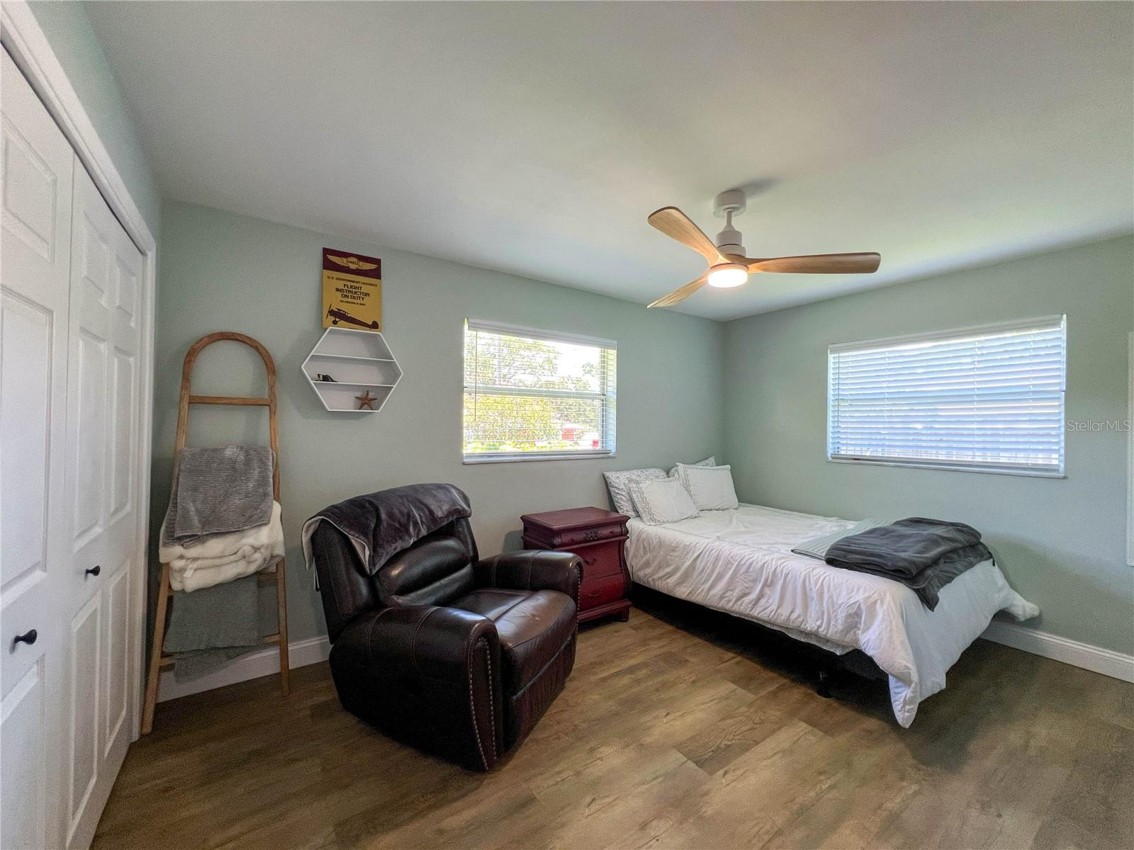 1524 S FREDRICA AVE — photo 26
