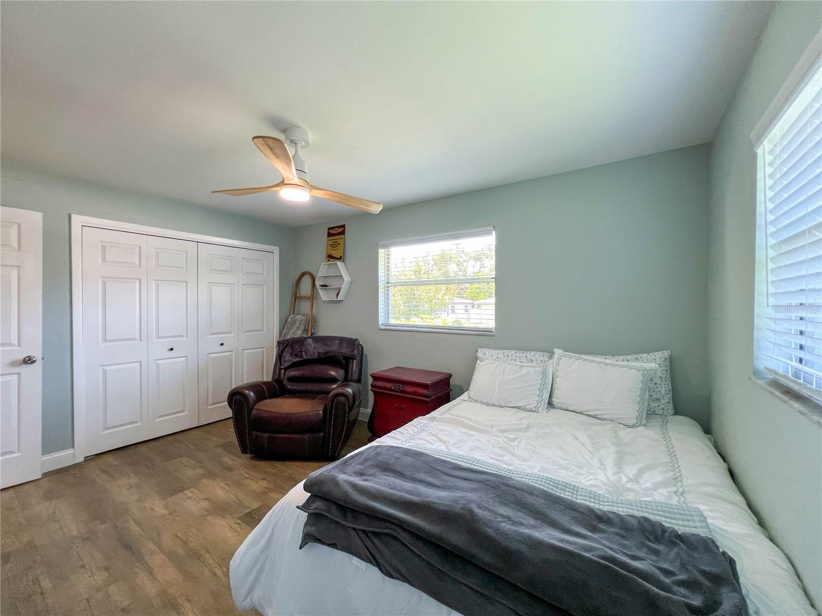 1524 S FREDRICA AVE — photo 27