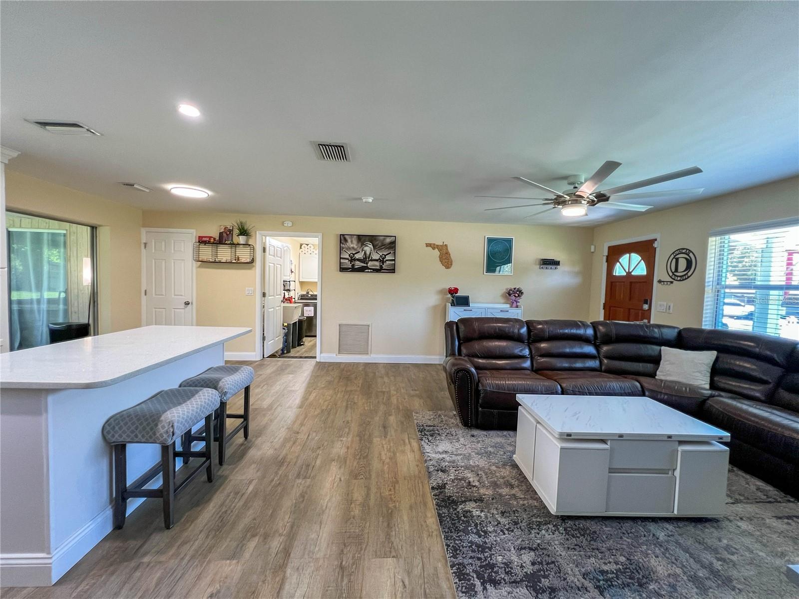 1524 S FREDRICA AVE — photo 8