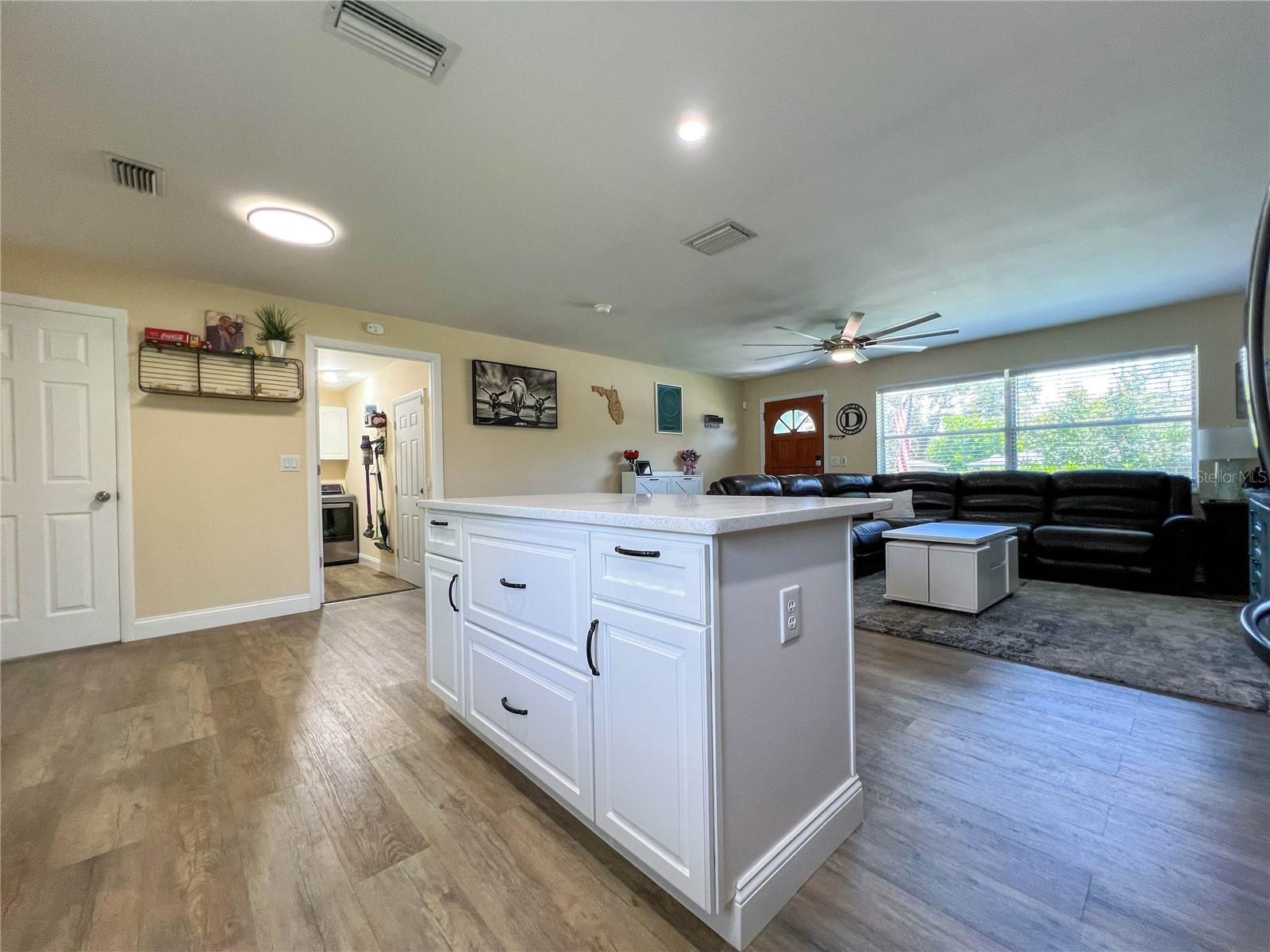 1524 S FREDRICA AVE — photo 9