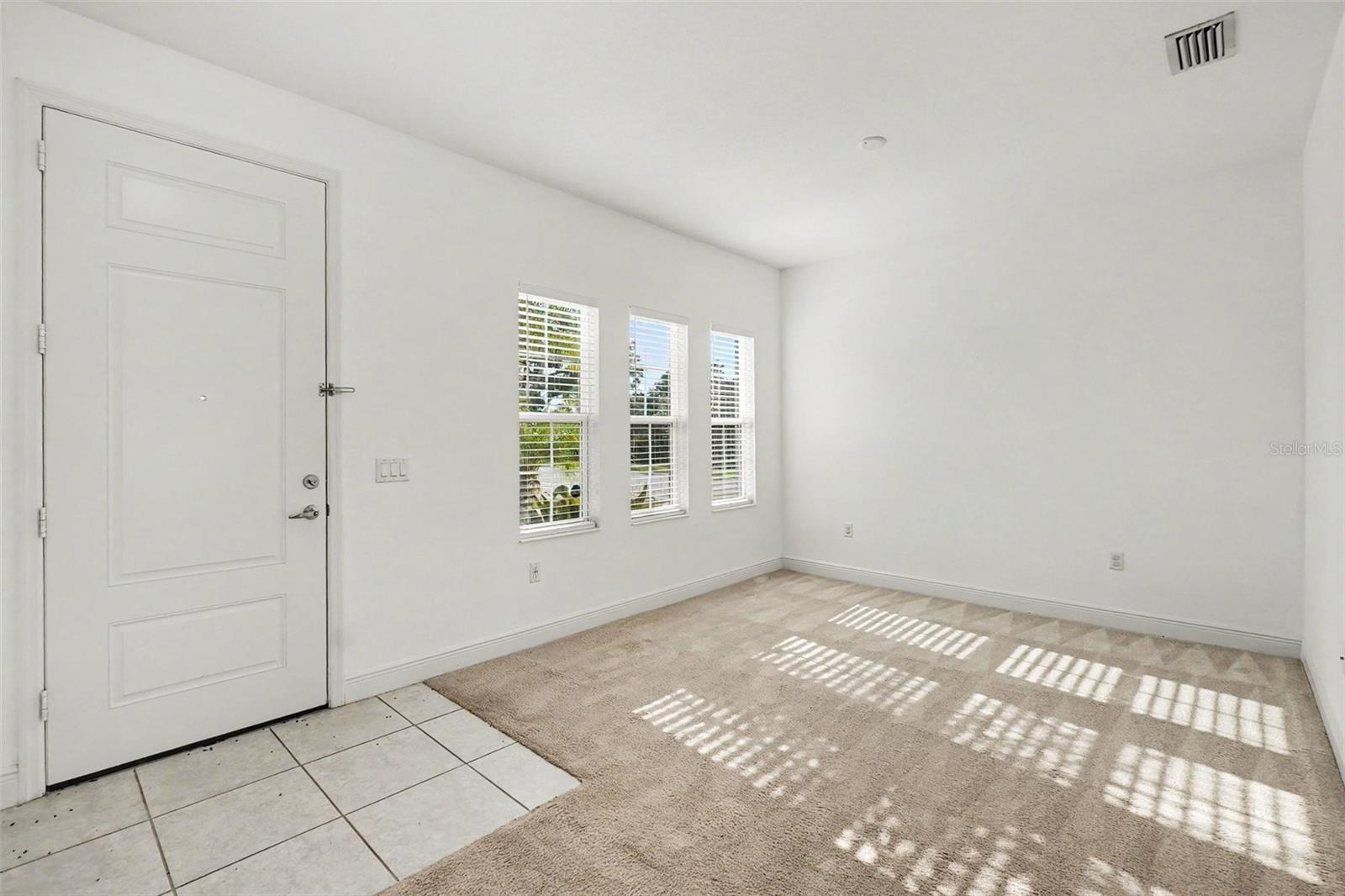4107 PINE MEADOW DR — photo 3