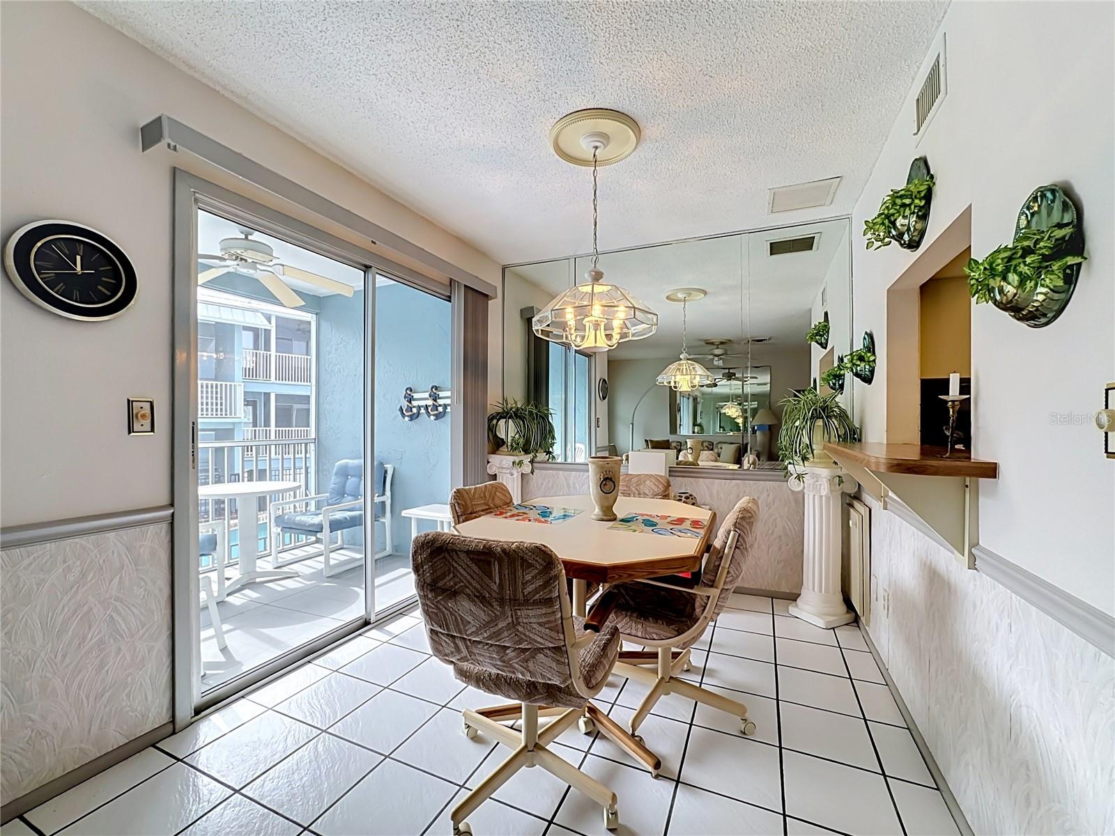 205 HIGHLAND AVE #3 — photo 11