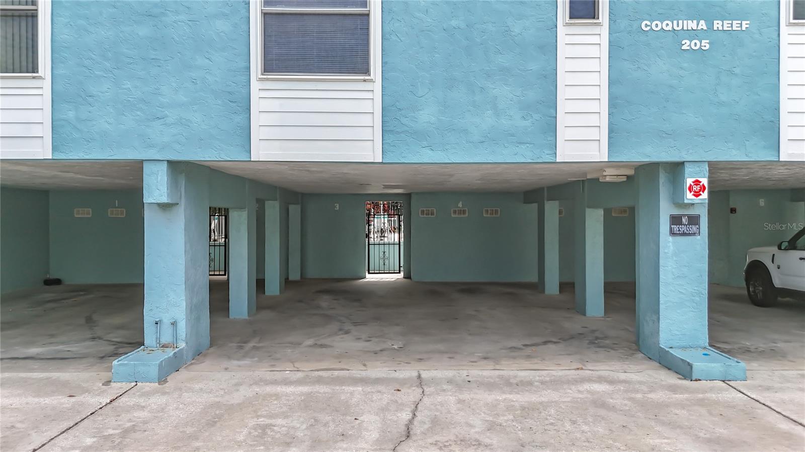 205 HIGHLAND AVE #3 — photo 3