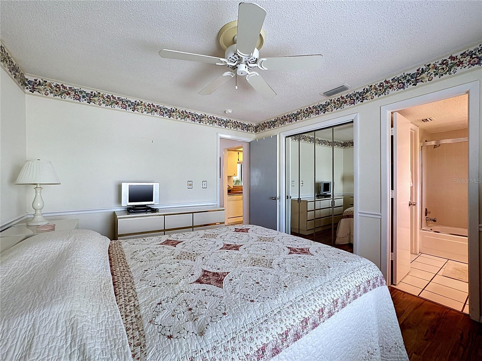 205 HIGHLAND AVE #3 — photo 20
