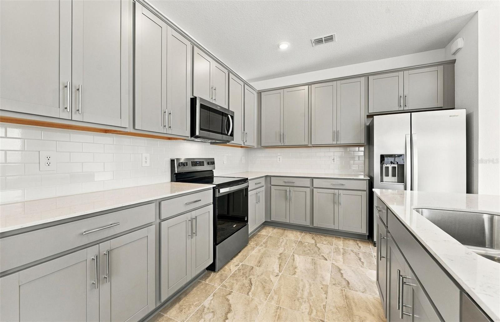 11116 SYCAMORE GLEN LOOP — photo 4