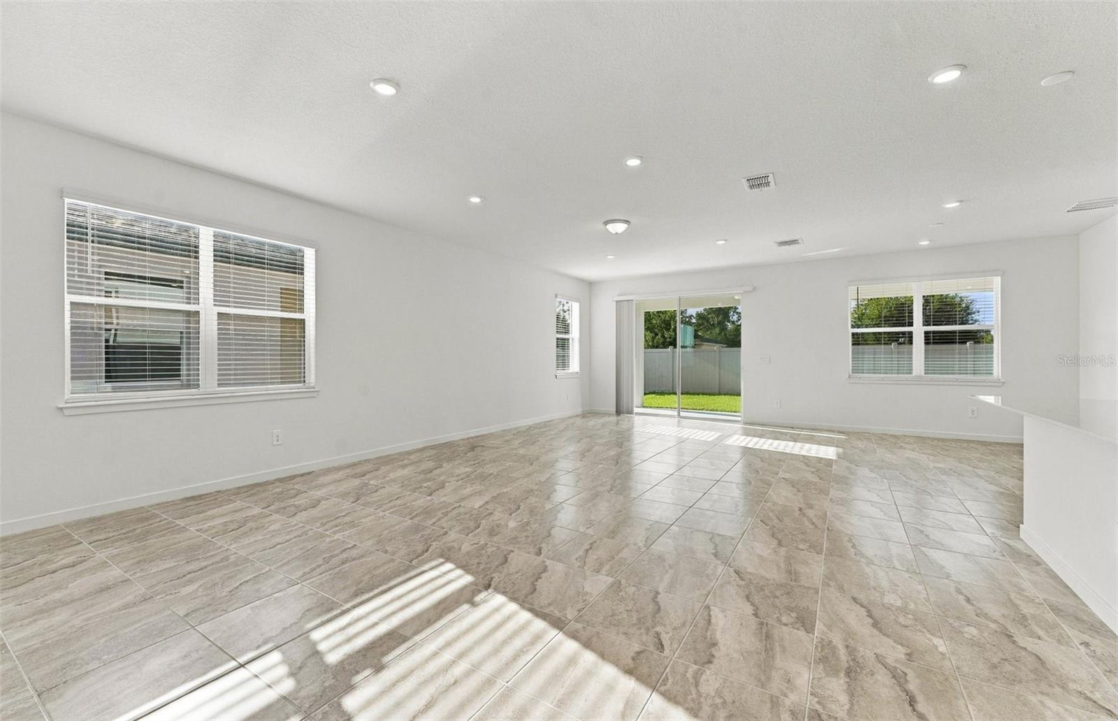 11116 SYCAMORE GLEN LOOP — photo 6