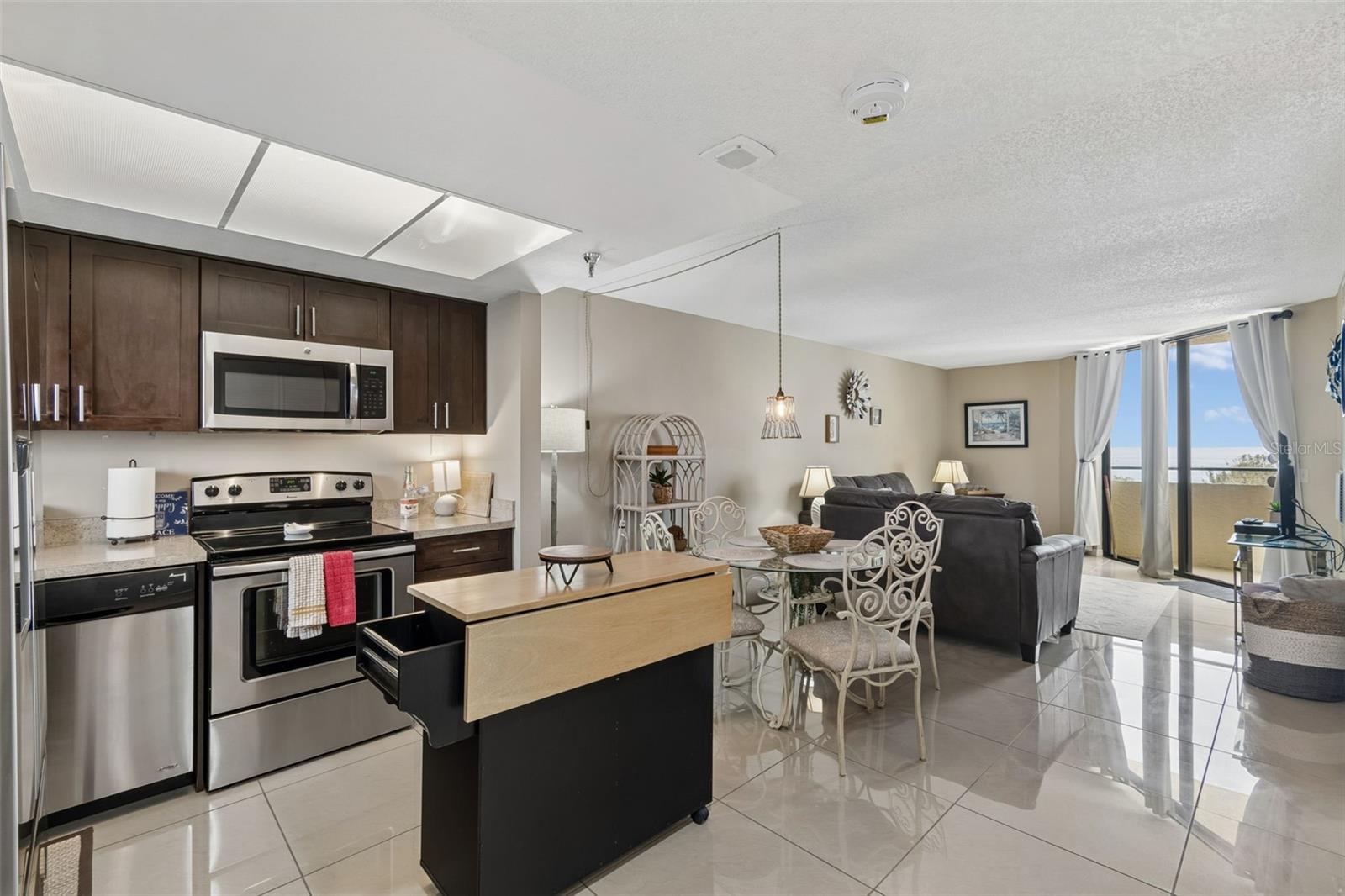 5915 SEA RANCH DR #611 — photo 4