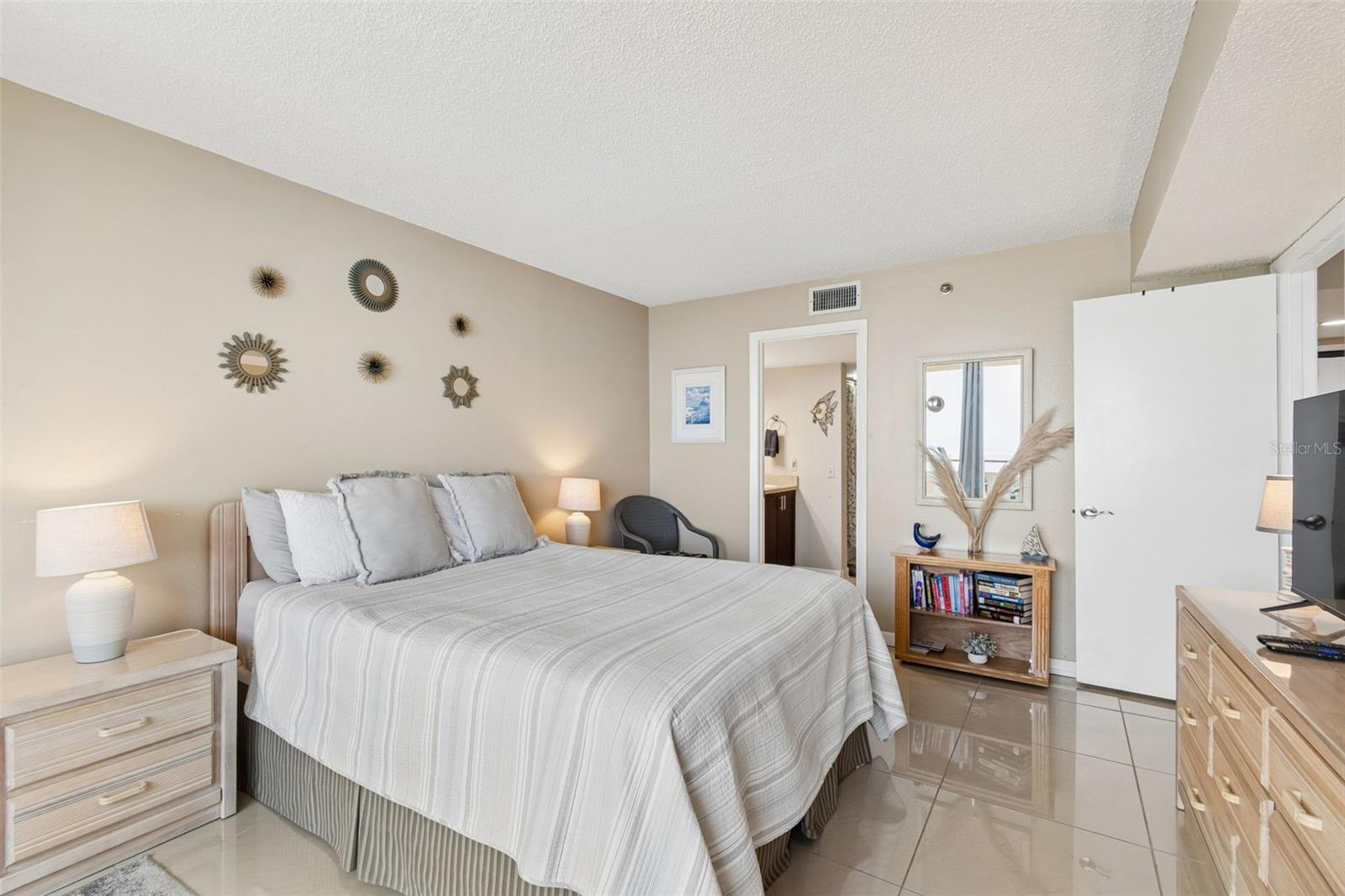 5915 SEA RANCH DR #611 — photo 27