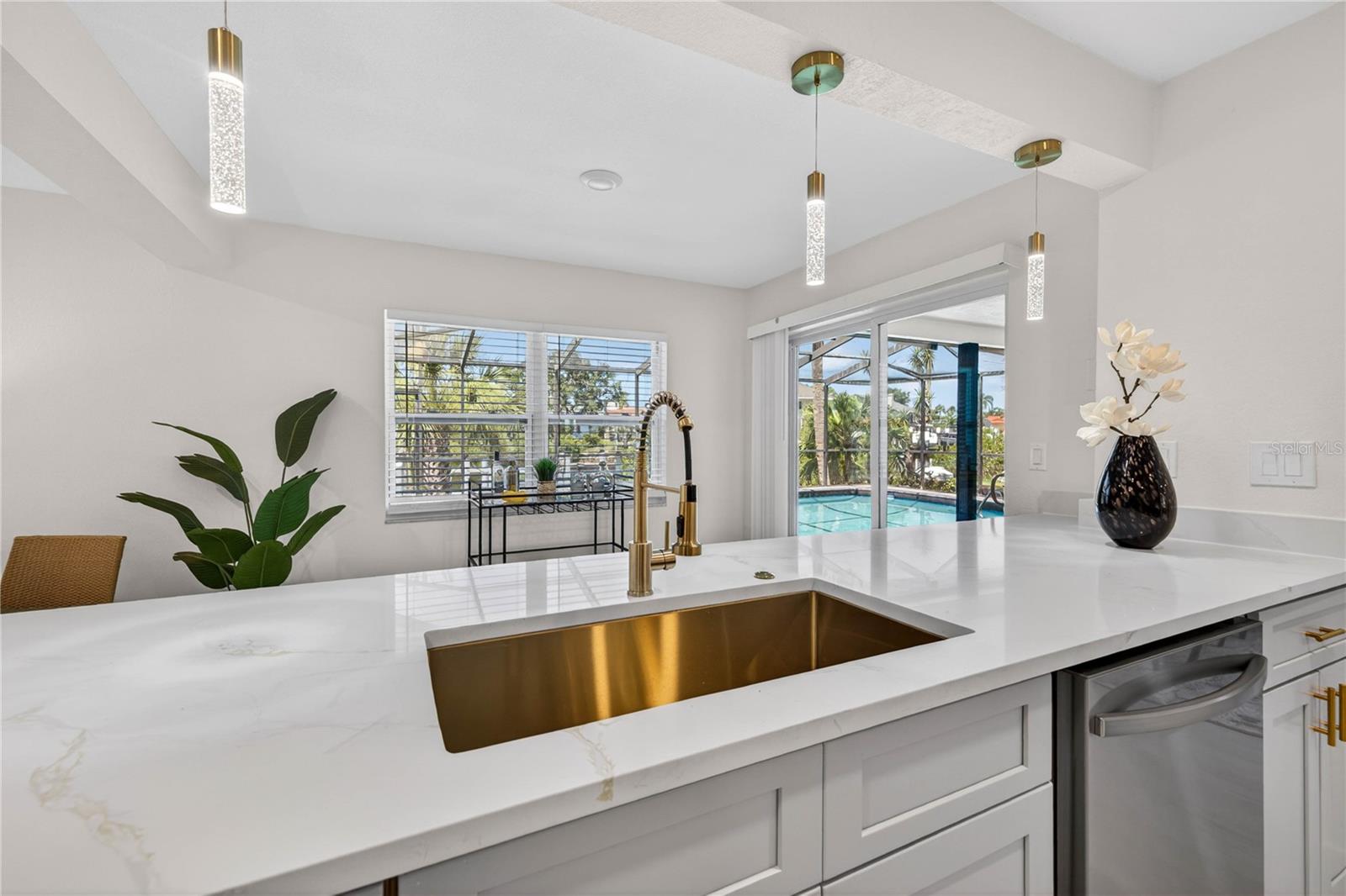4346 MARINE PKWY — photo 17