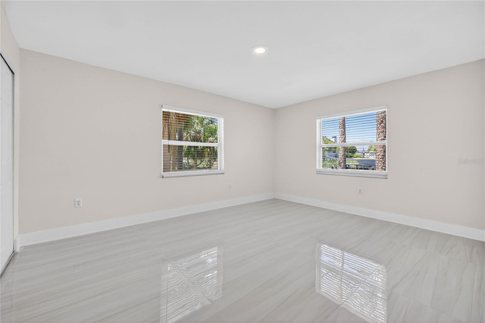 4346 MARINE PKWY — photo 32