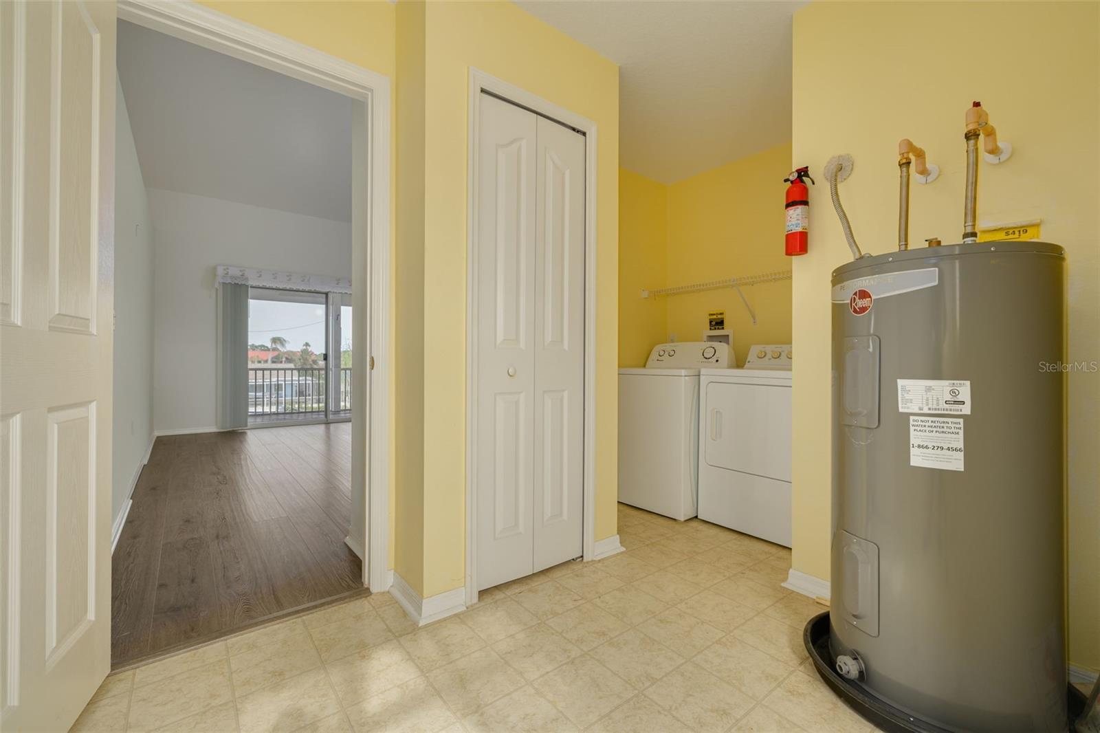 9908 SAN SIERRA WAY — photo 29