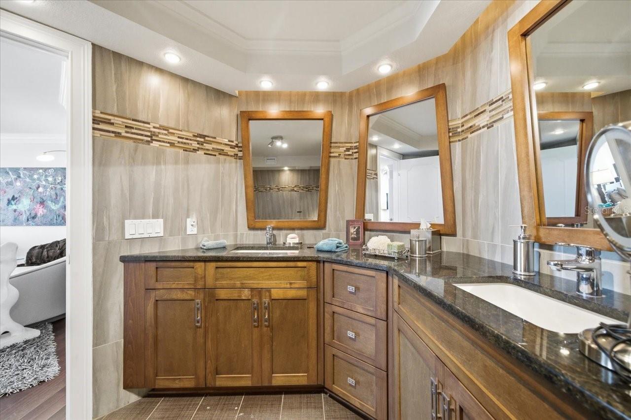 736 ISLAND WAY #1003 — photo 50
