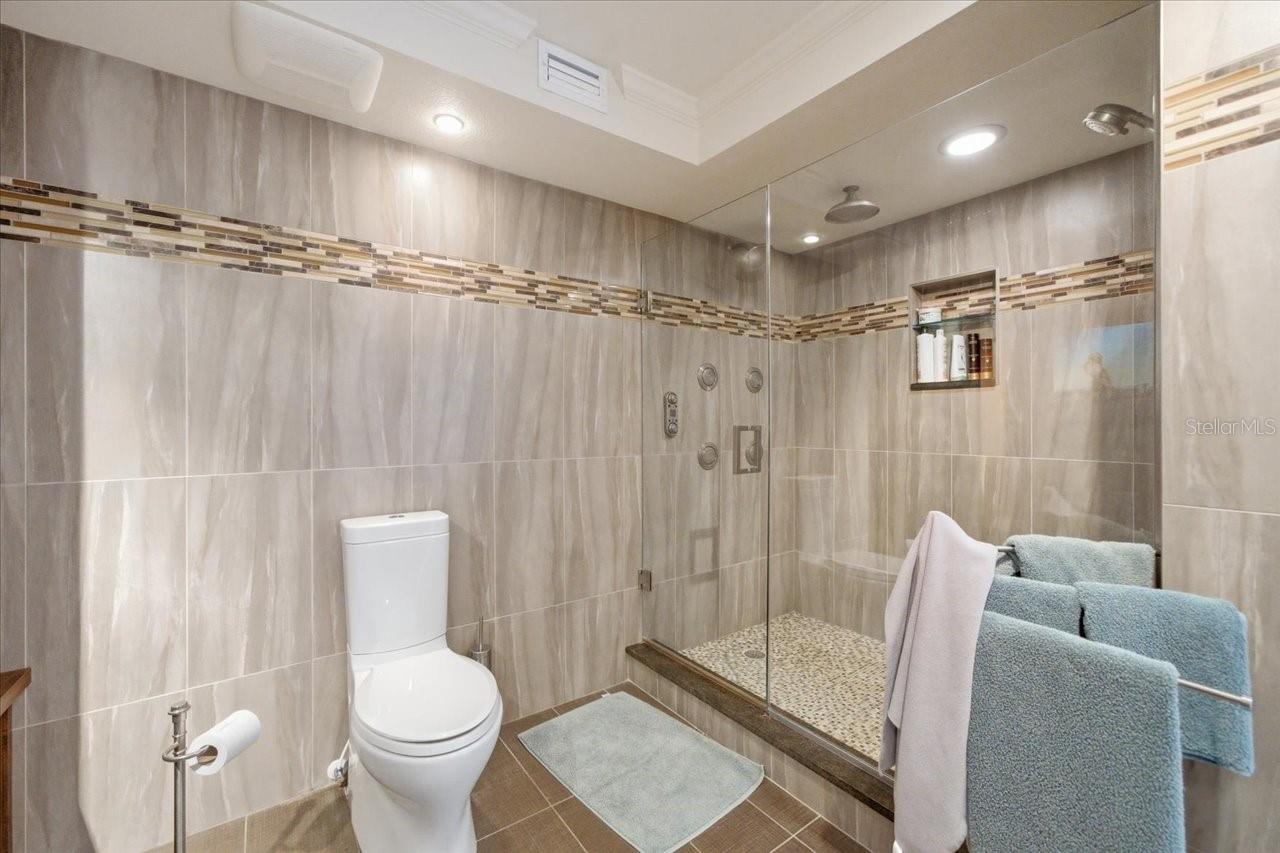 736 ISLAND WAY #1003 — photo 51