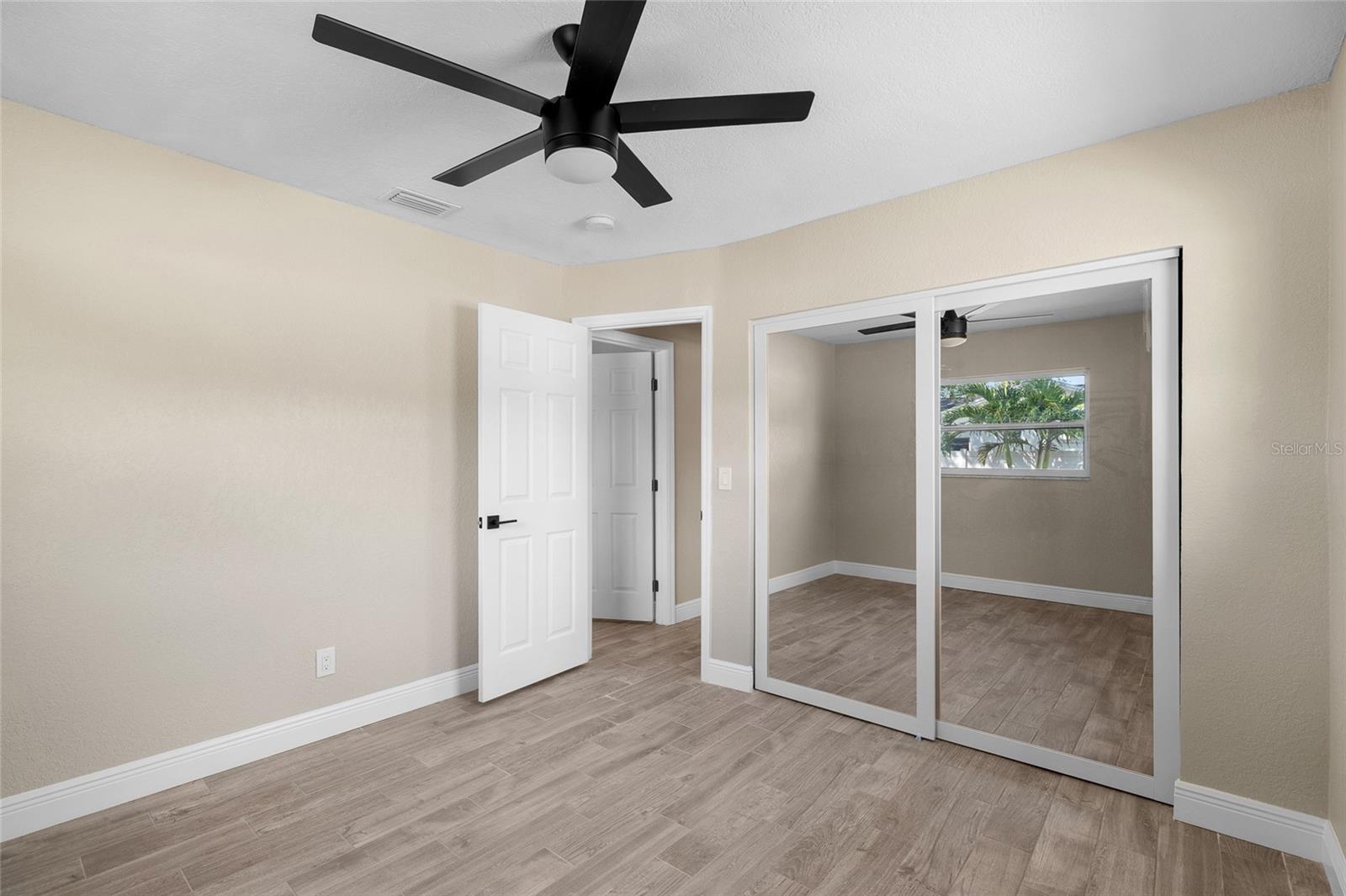 5901 DENVER ST NE — photo 20