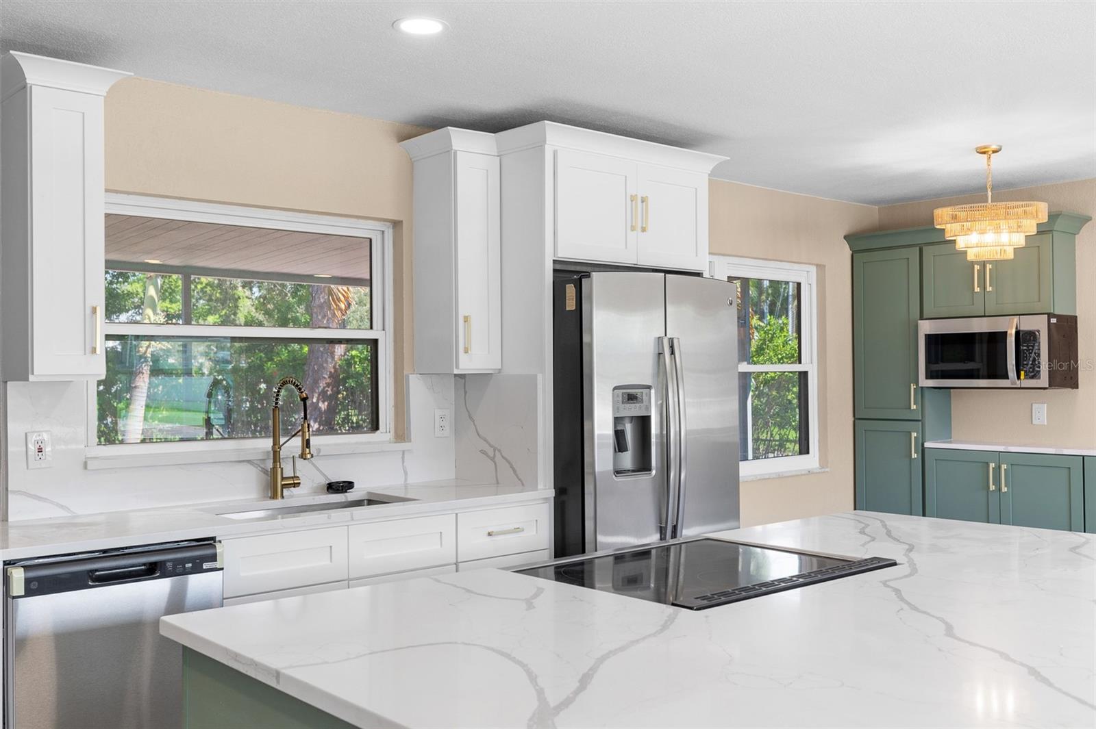 5901 DENVER ST NE — photo 11