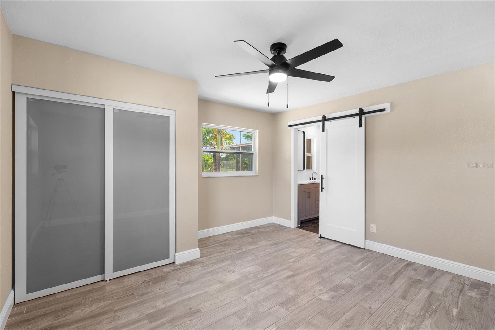 5901 DENVER ST NE — photo 23