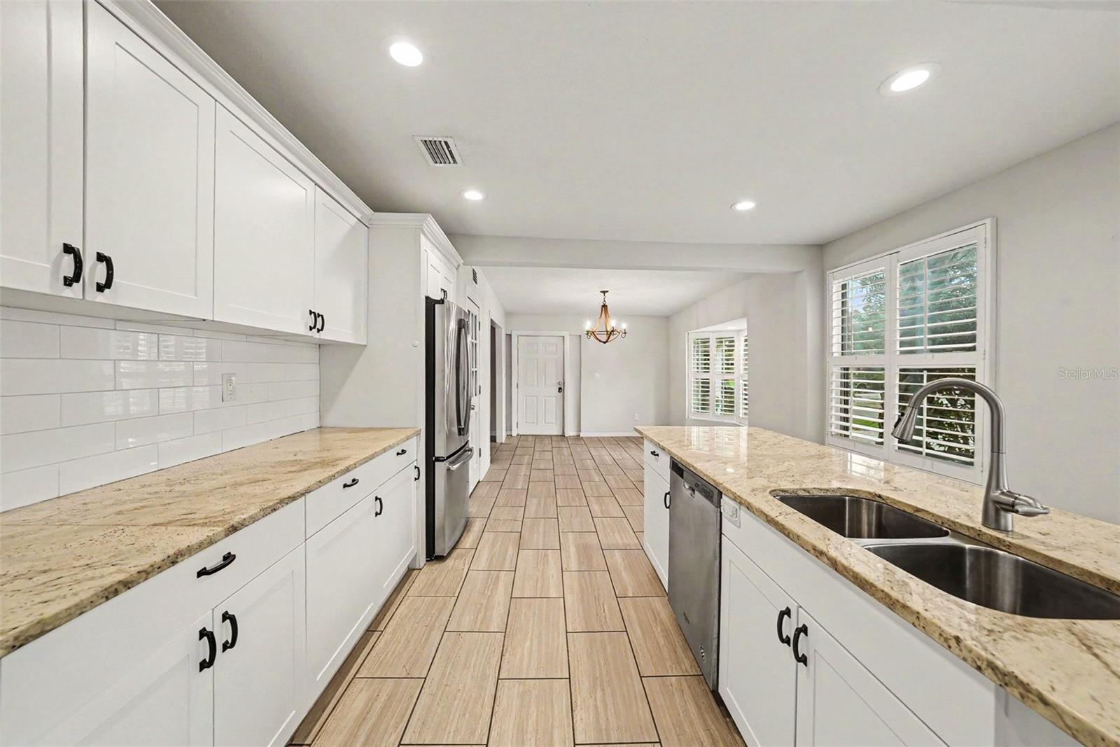 4809 N HIGHLAND AVE — photo 15