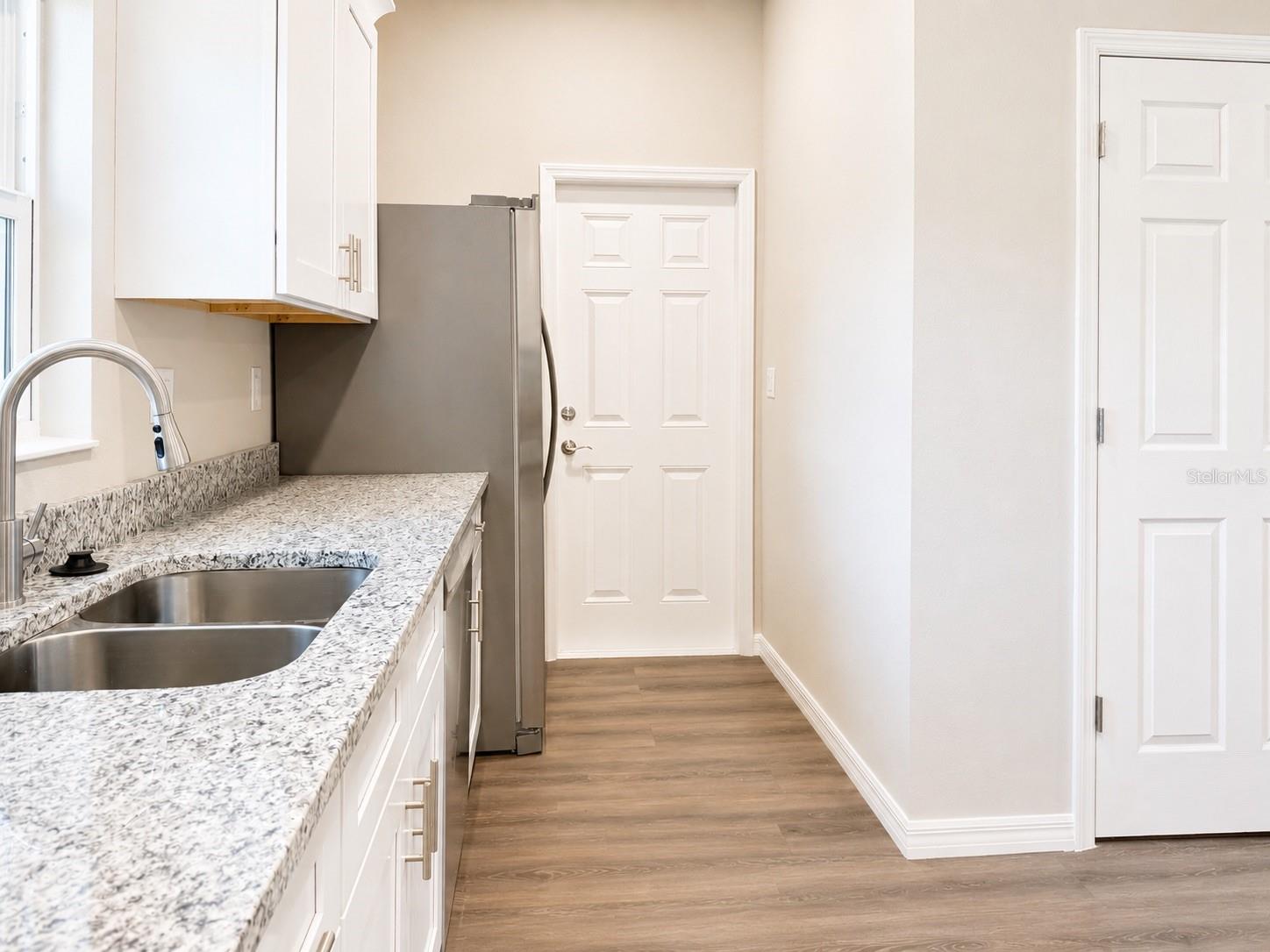 5028 FINDERS CT — photo 23