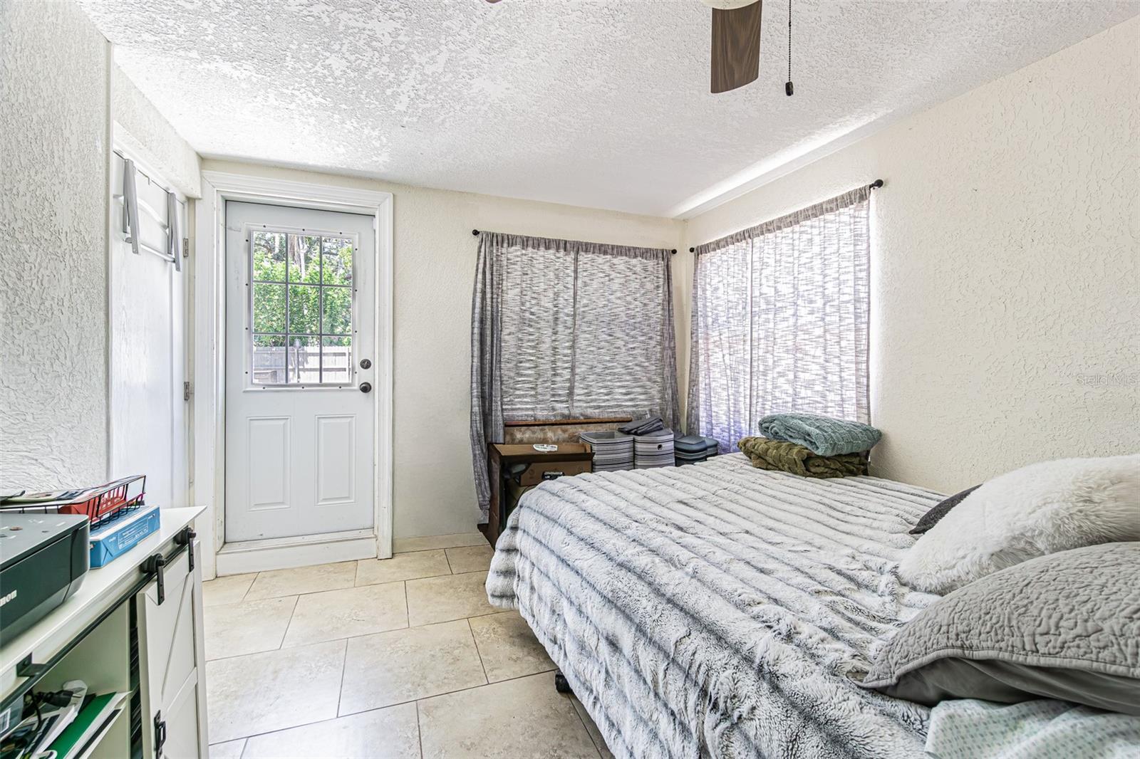 721 OLEANDER WAY S — photo 18