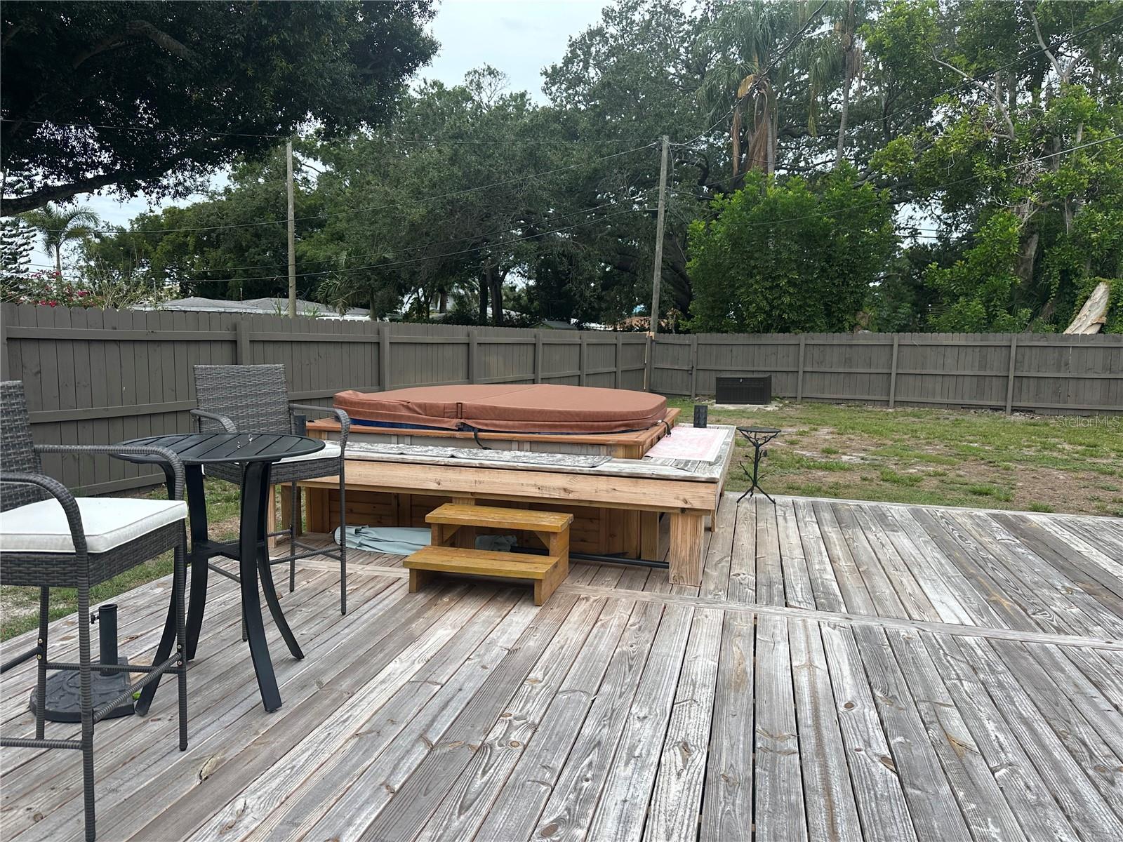 721 OLEANDER WAY S — photo 37