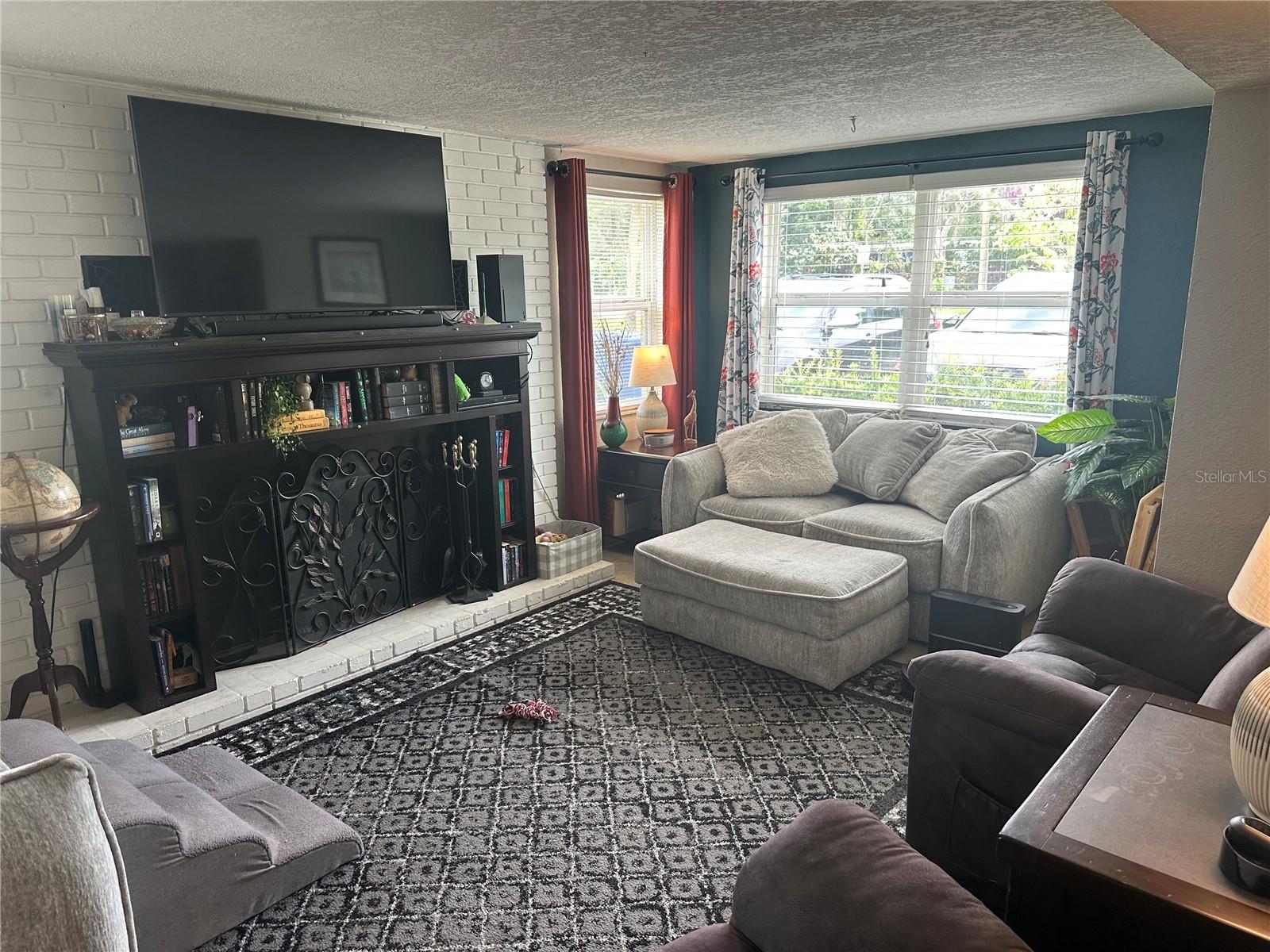 721 OLEANDER WAY S — photo 17
