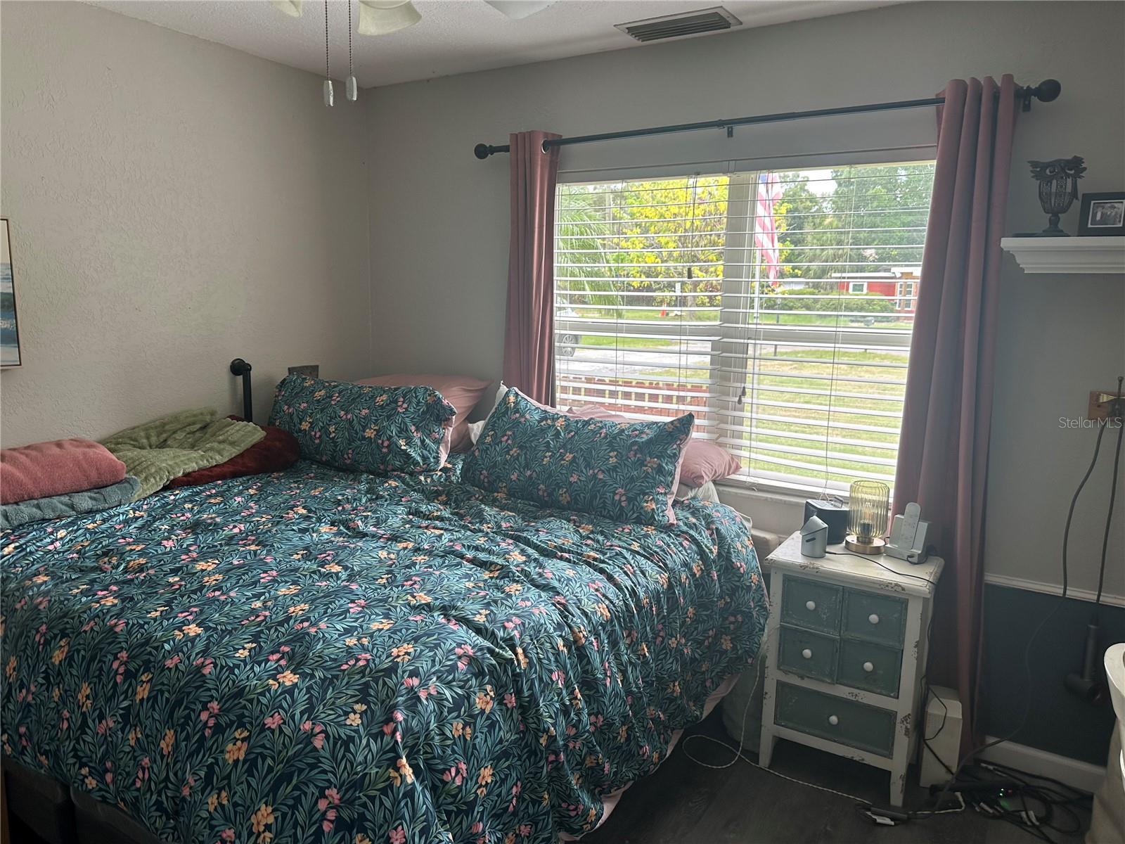 721 OLEANDER WAY S — photo 24