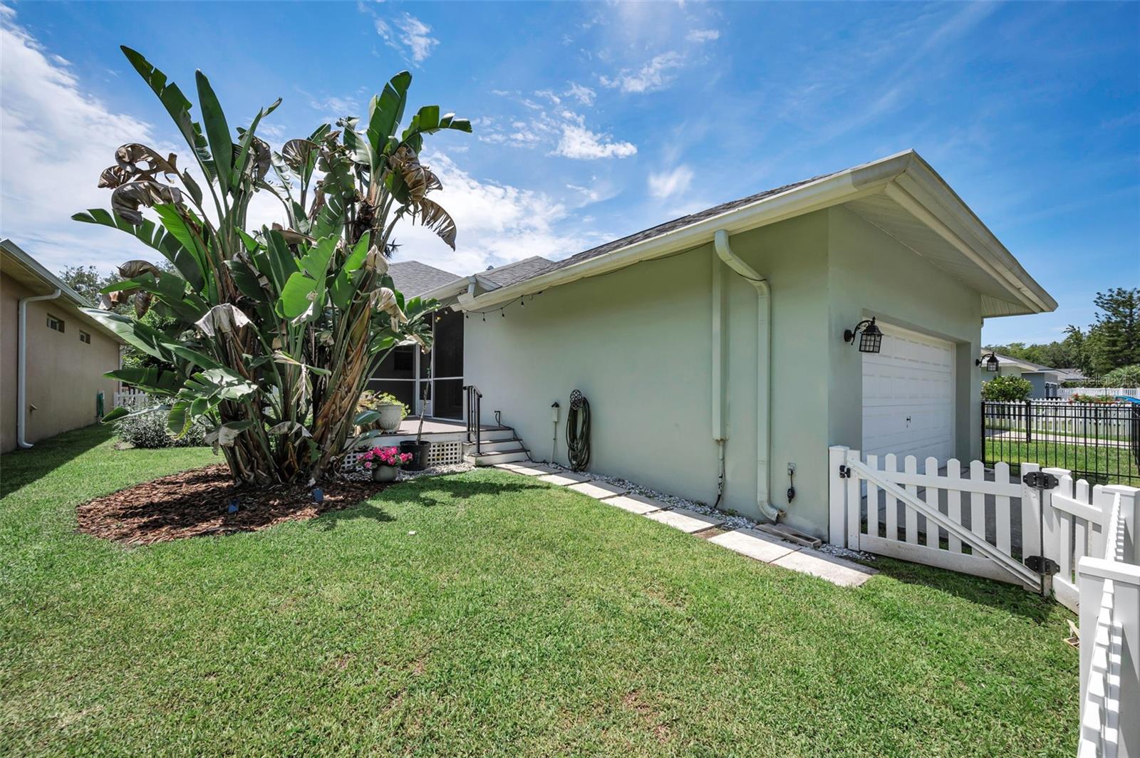 10403 MICANOPY ST — photo 35