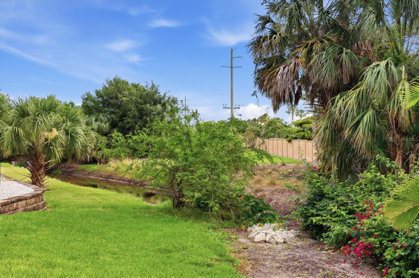 7210 HAMILTON RD — photo 28