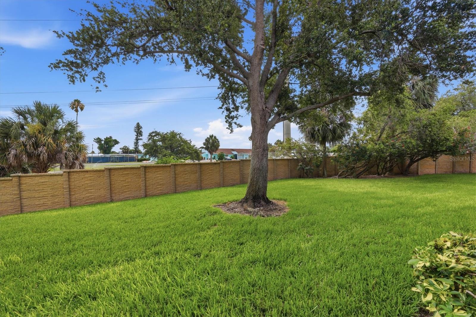 7210 HAMILTON RD — photo 27