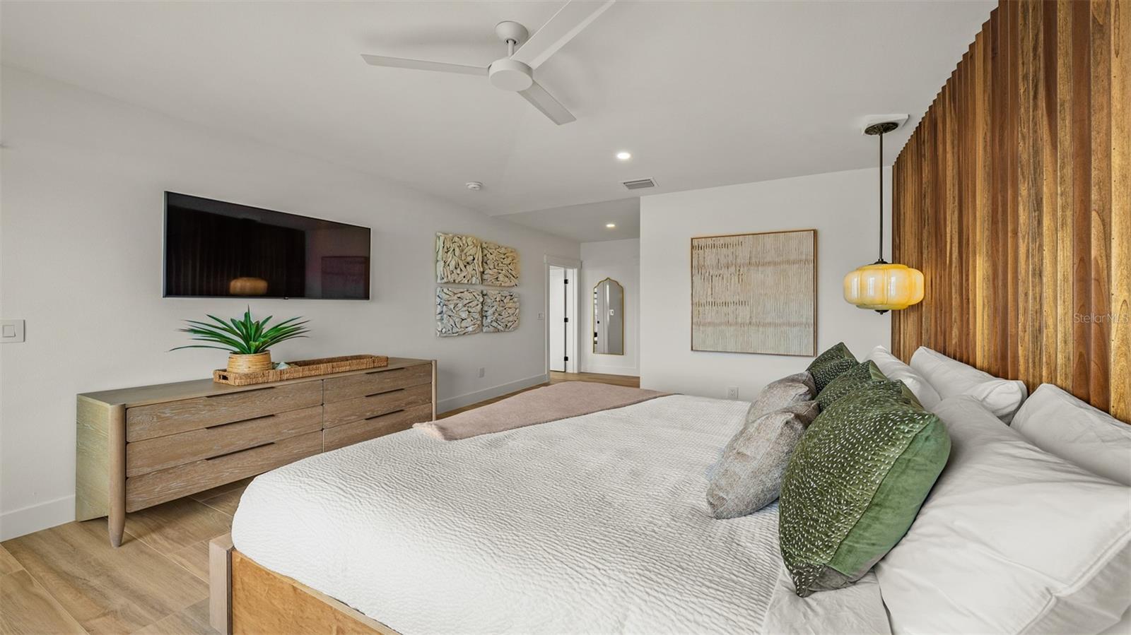 1142 WINDSONG LN #B — photo 41