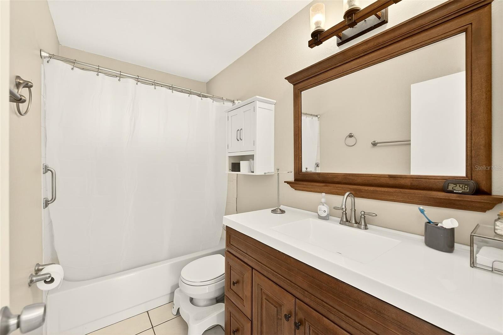 1400 CLUB DR — photo 15
