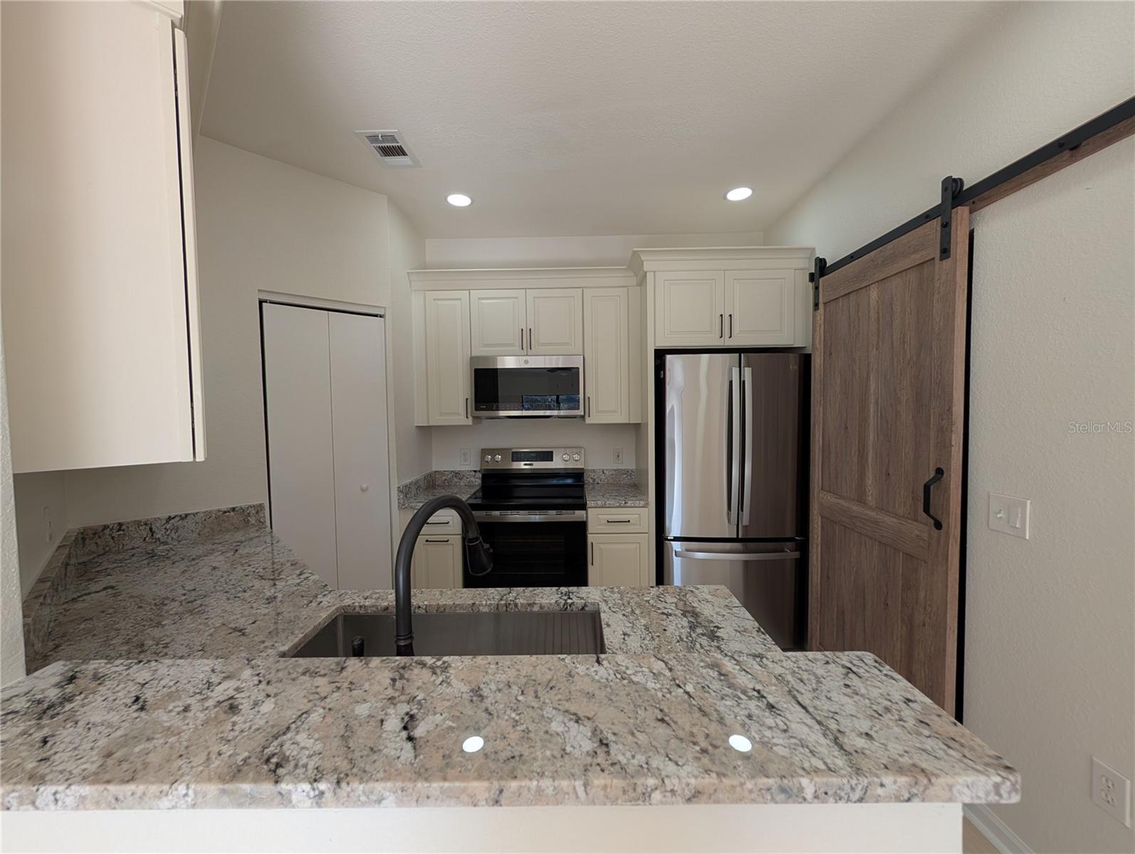 2107 PORTOFINO PL #30-302 — photo 22