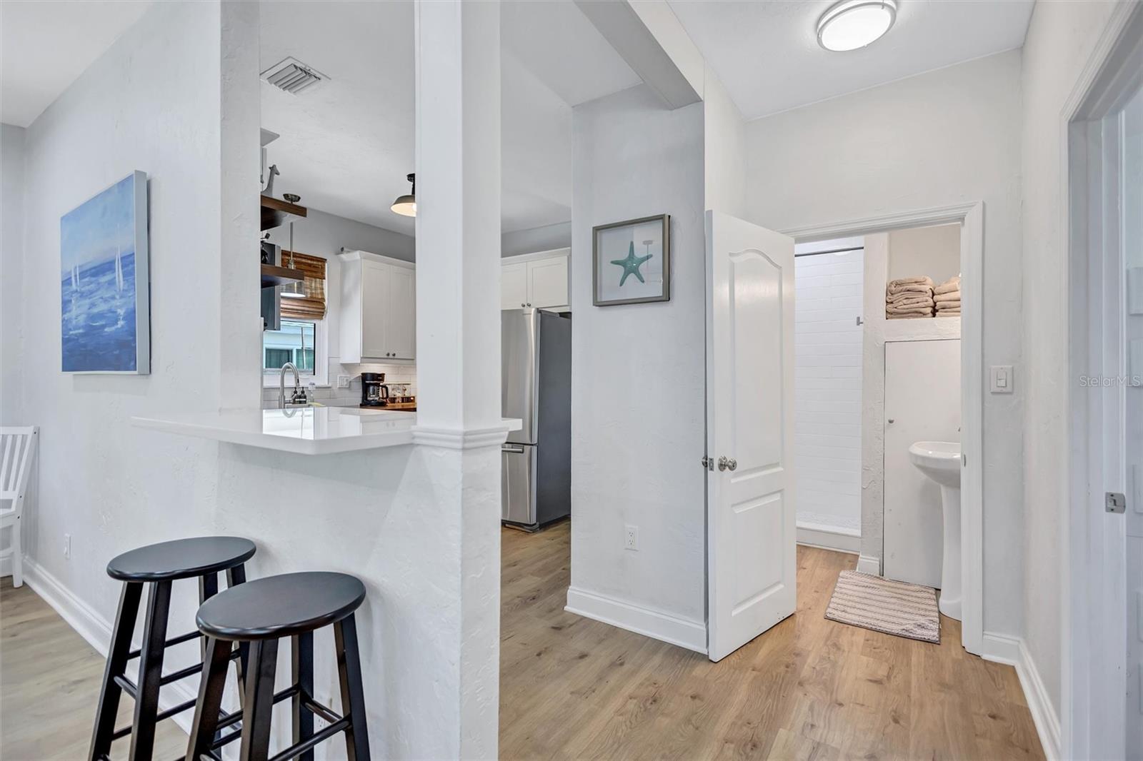 2437 FLOYD ST — photo 13