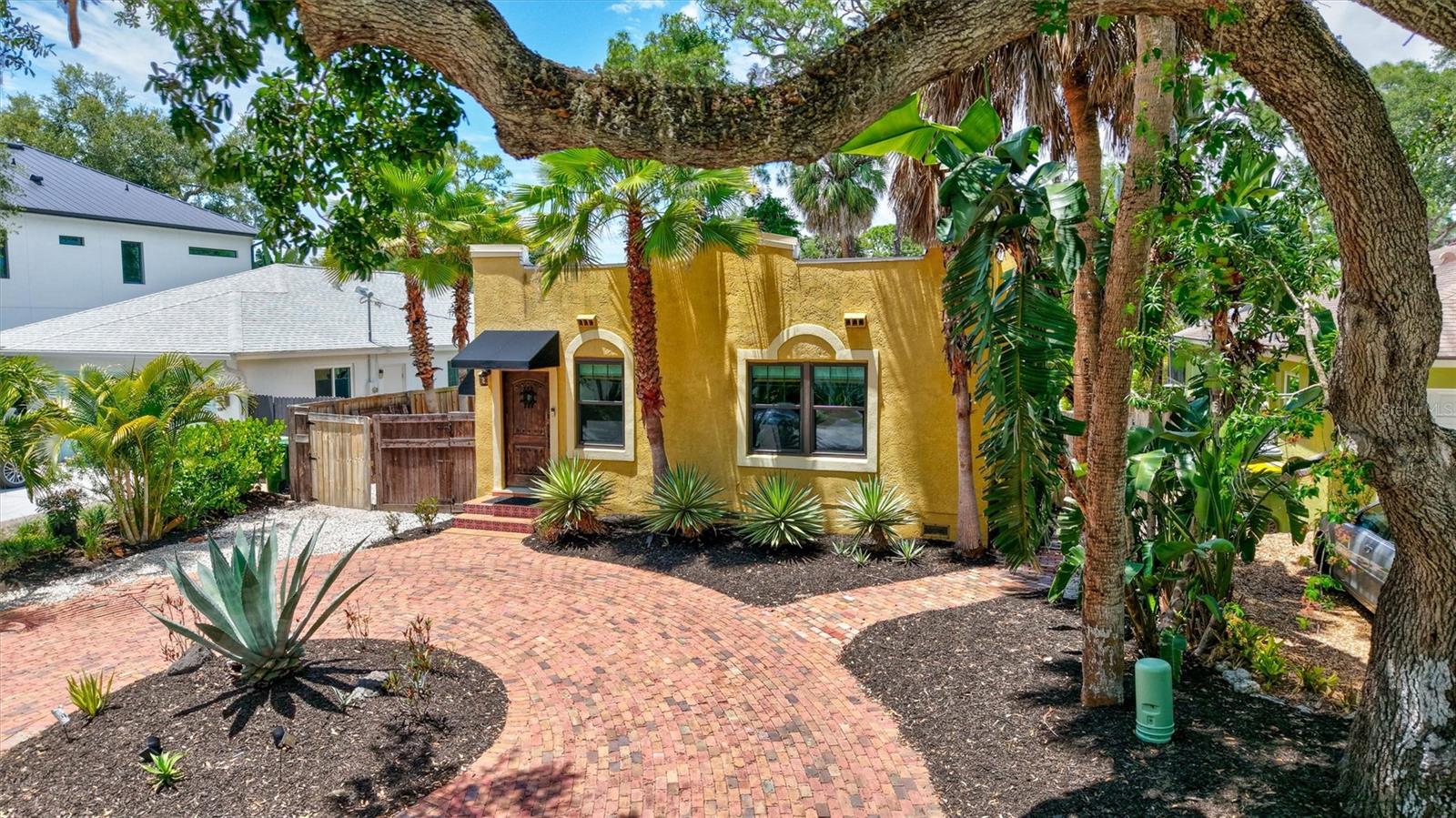 2437 FLOYD ST — photo 42