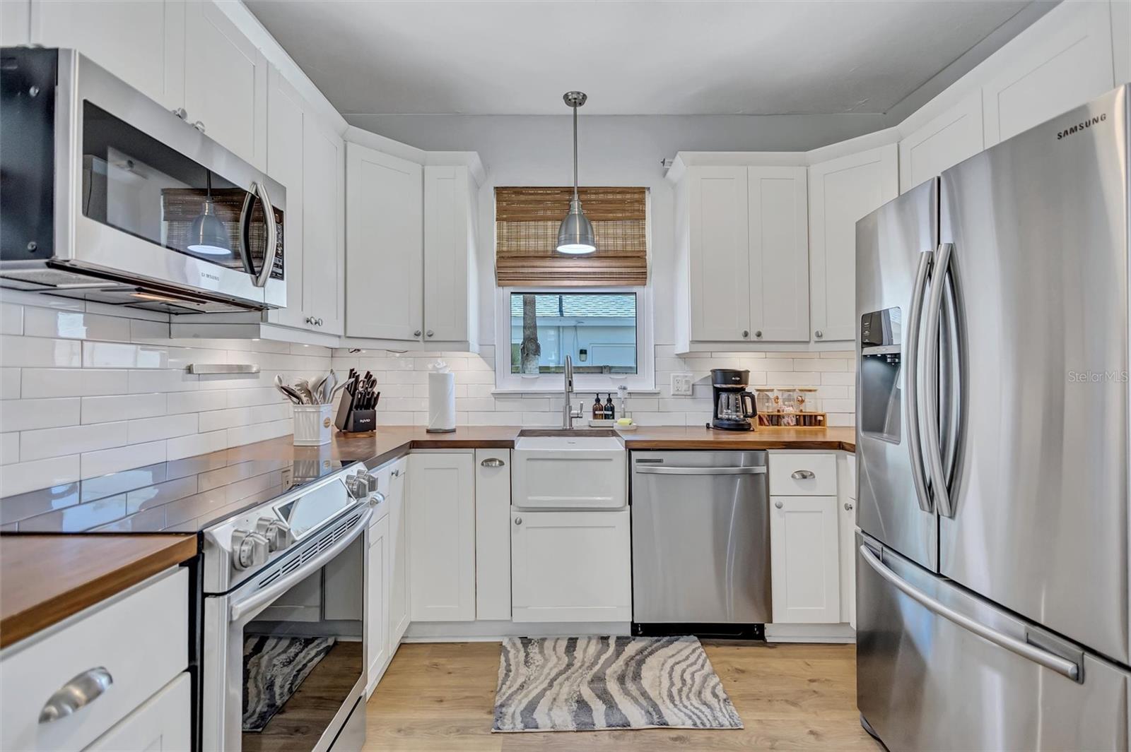 2437 FLOYD ST — photo 18