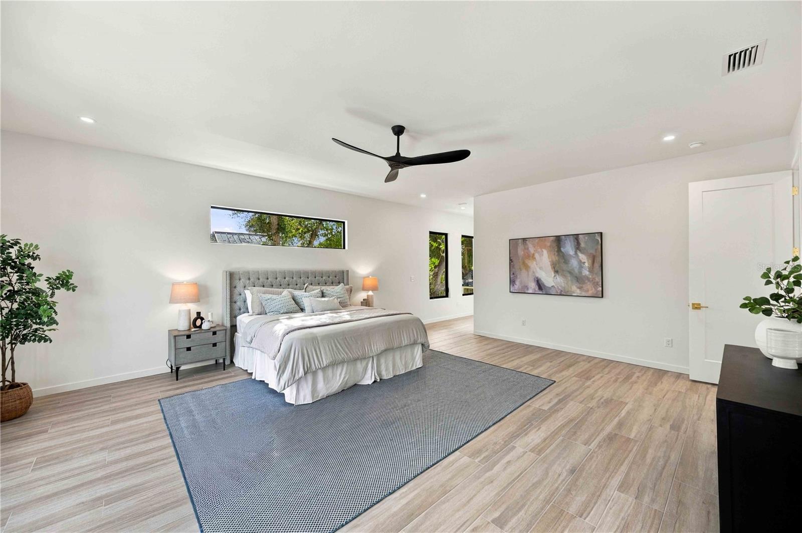 2258 ARLINGTON ST — photo 33