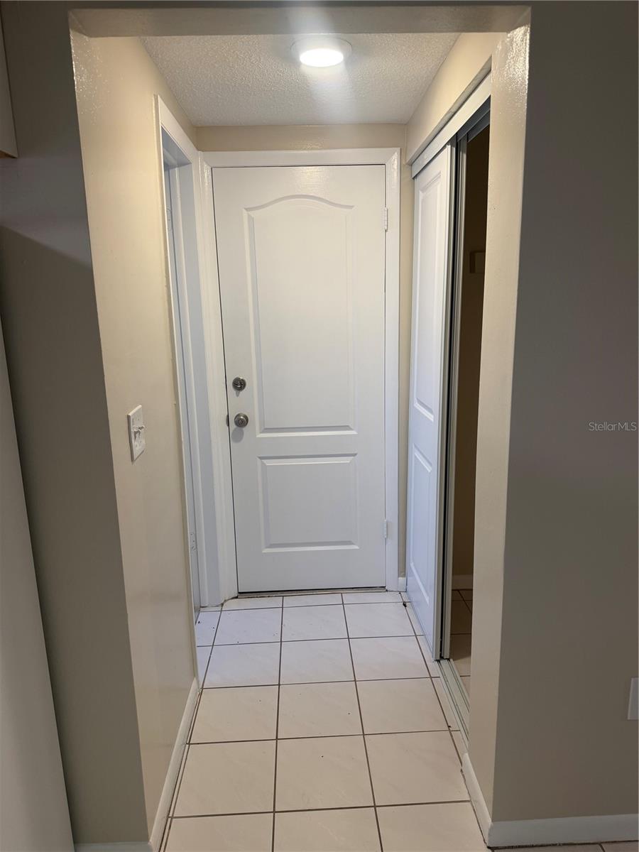 9004 SAINT REGIS LN — photo 11