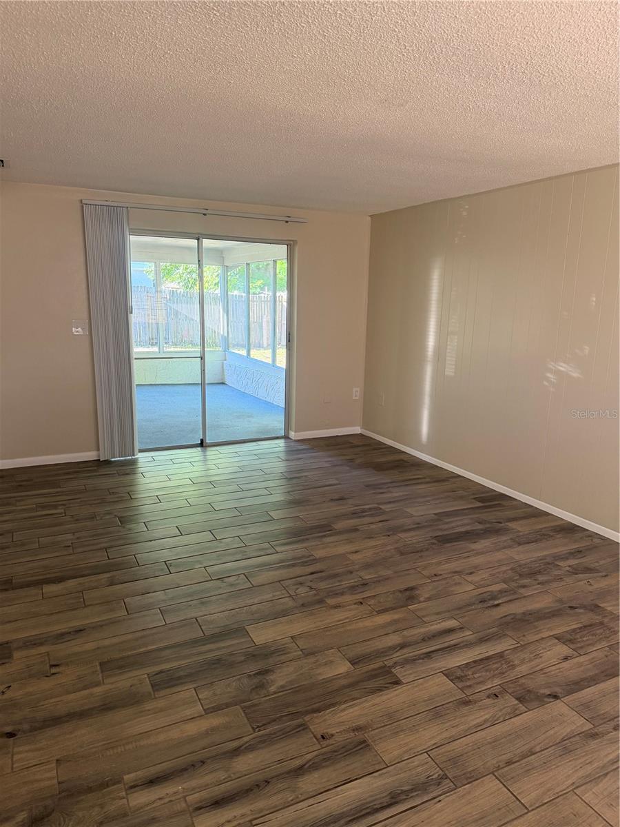 9004 SAINT REGIS LN — photo 18
