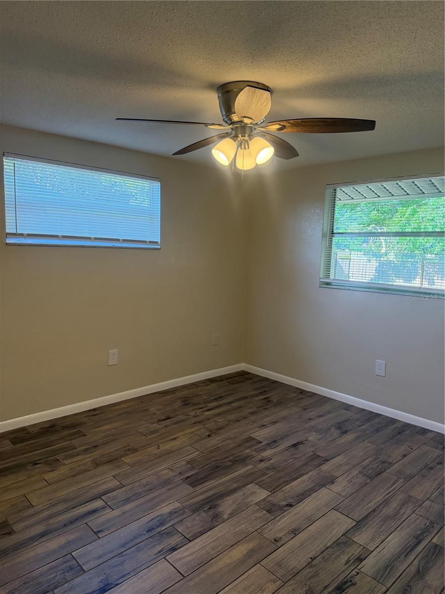 9004 SAINT REGIS LN — photo 22