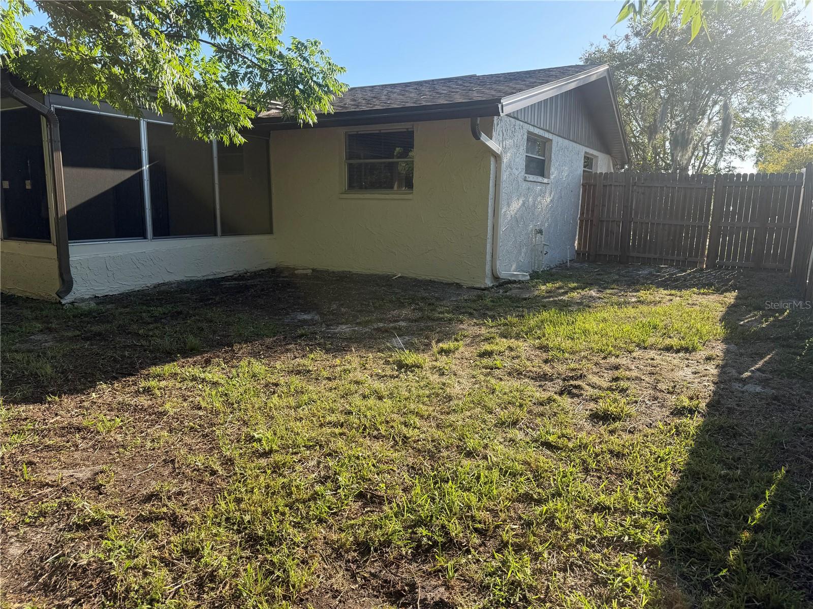 9004 SAINT REGIS LN — photo 27